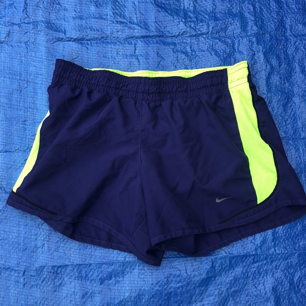 Running shorts